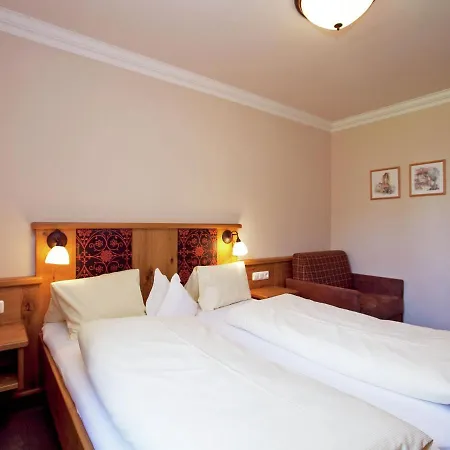 Lush In Salzburg With Wellness Centre Apartment *